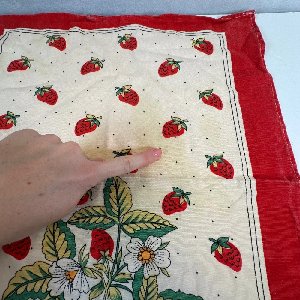 Vintage Strawberry Floral Tea Towel Set Red White Blue Kitchen Linens